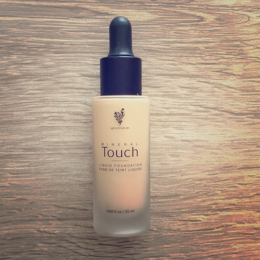 Younique touch mineral foundation